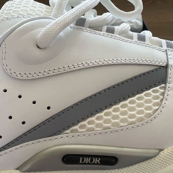 B22 DIOR SNEAKERS - Picture 7 of 10